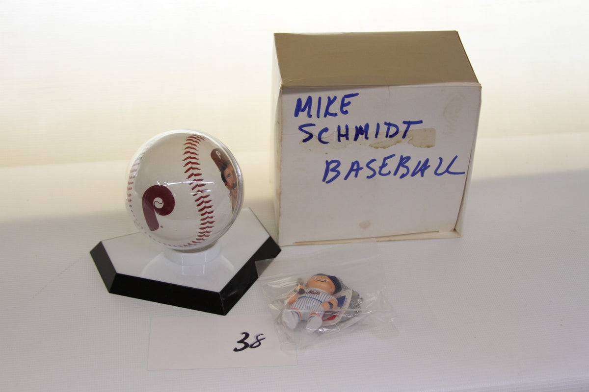 Mike Schmidt collectible baseball set with box and keychain