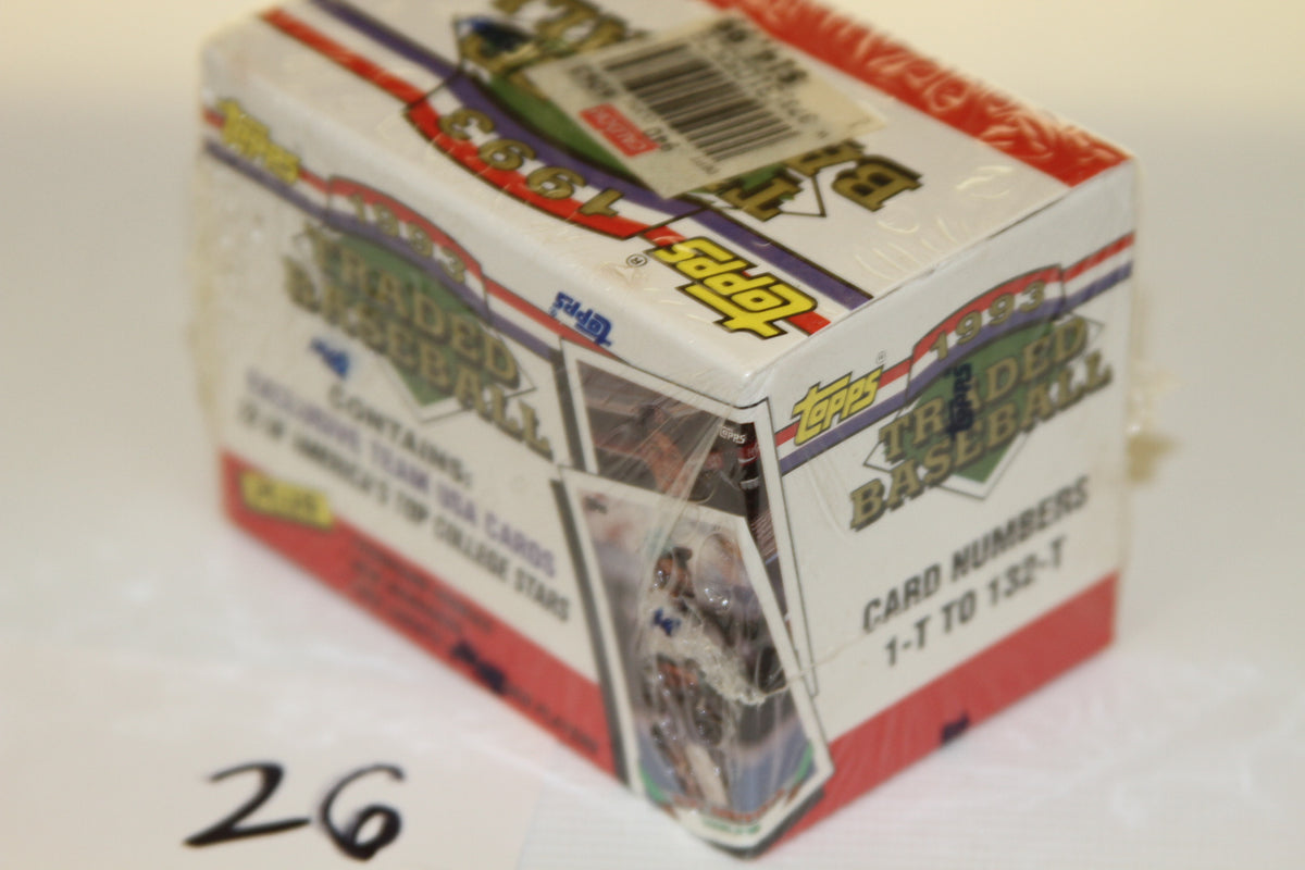 Angled perspective of 1993 Topps Traded Baseball Card Box with rookies pictured
