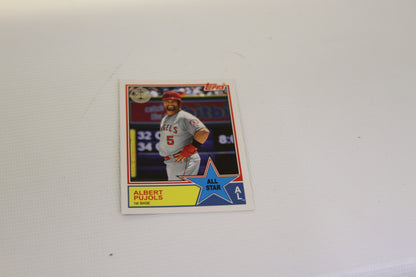 Topps All Star Albert Pujols baseball card