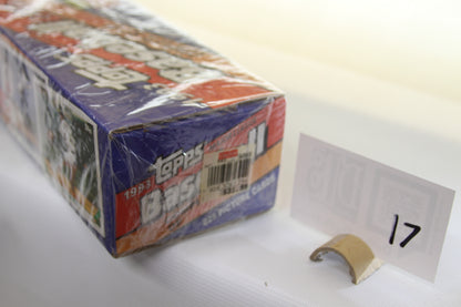 Side angle of Topps 1993 Baseball Cards box with barcode and label