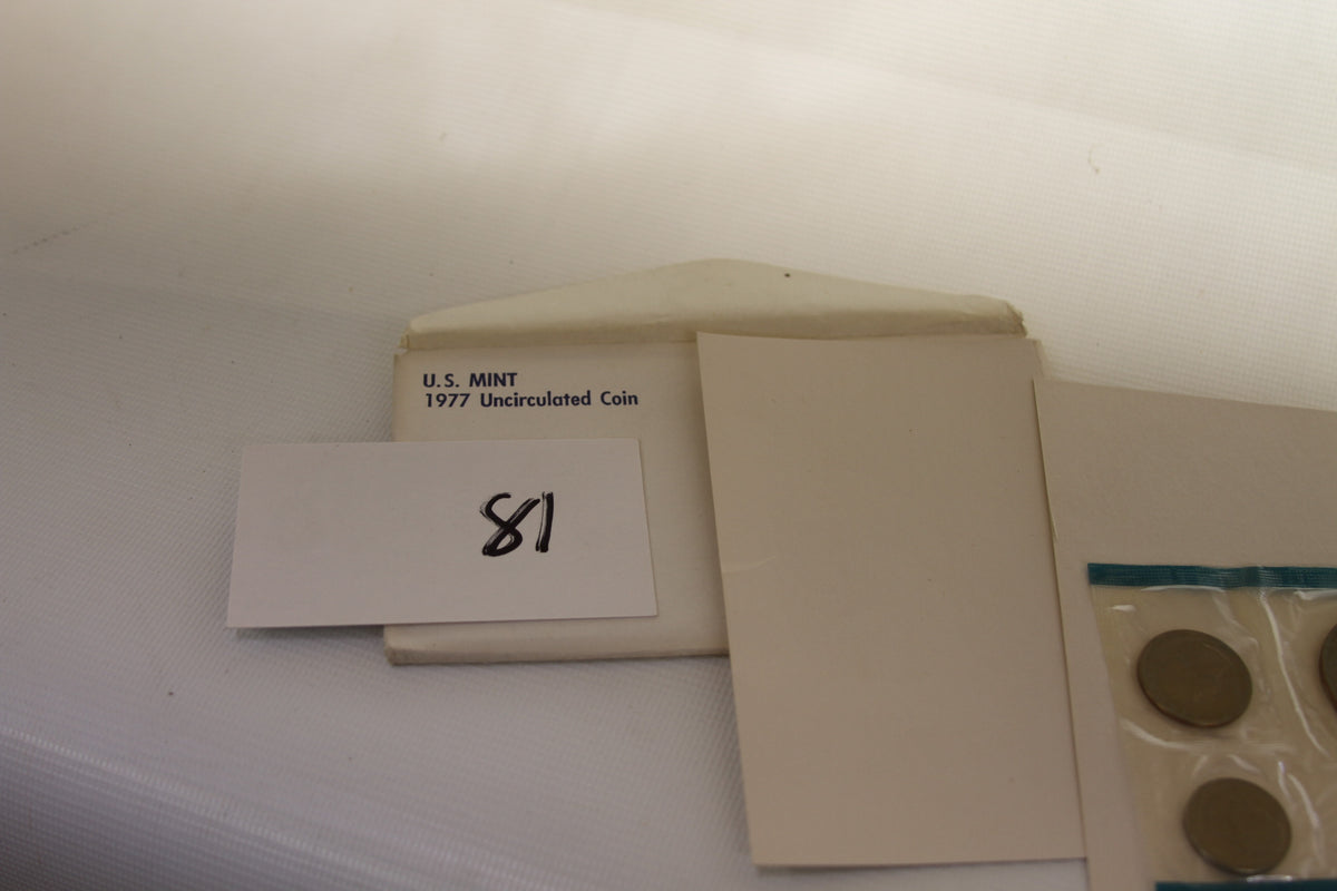 Original U.S. Mint 1977 uncirculated coin set envelope with label