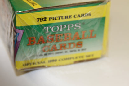 Opposite end of sealed box showing Topps Baseball Cards logo and card count