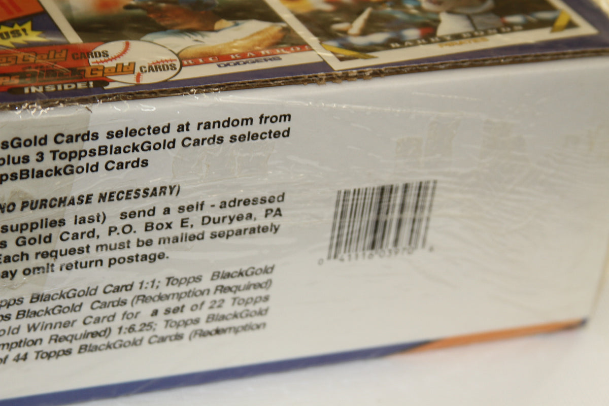 Close-up of barcode and details on the back of 1993 Topps Baseball Cards box